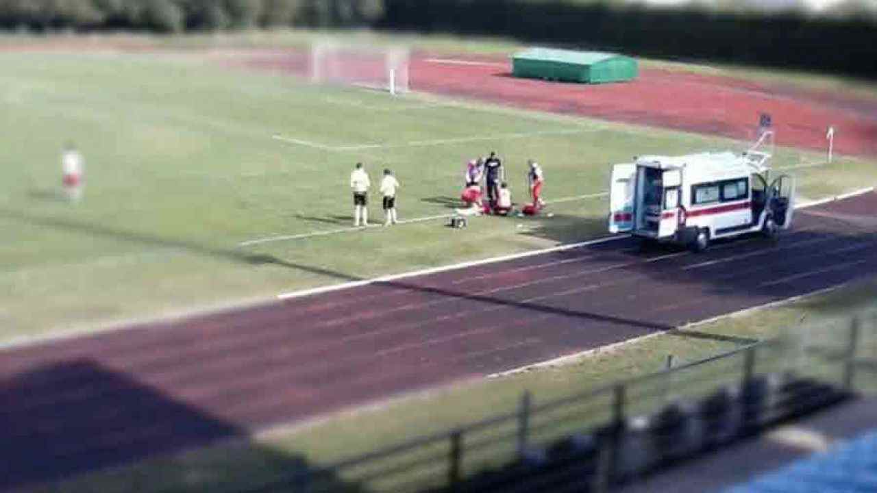 ambulanza calcio